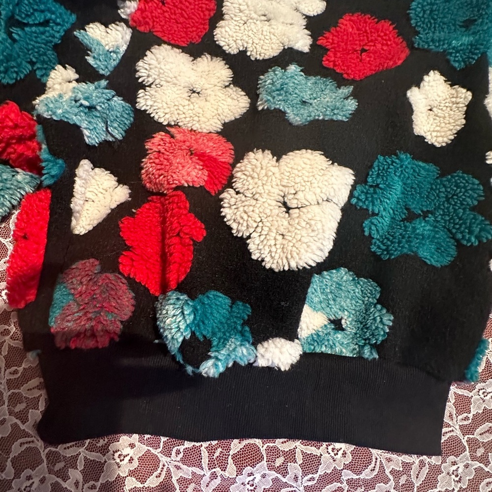 3 d flowers sweater!!!